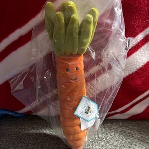 Jellycat Carrot Stuffed Toy - Orange and Green